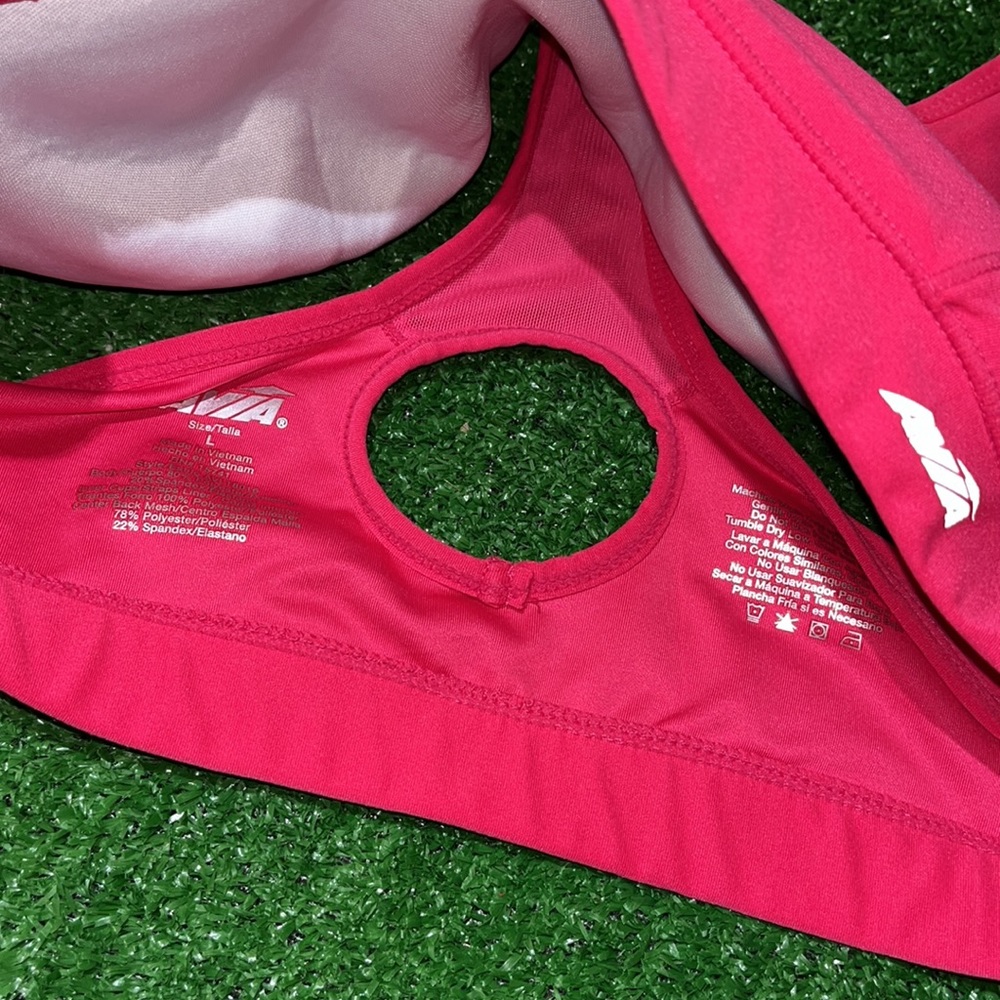 Women's Avia Hot Pink Sports Bra Size Large lightweight and breathable - Picture 3 of 6